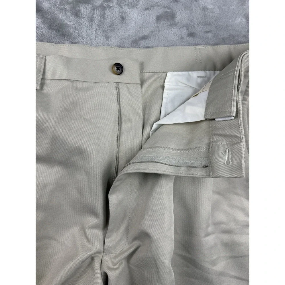 Haggar Cool 18 Pro Shorts Men 36 Pleated Expandable Waist 4-Way Stretch NWT